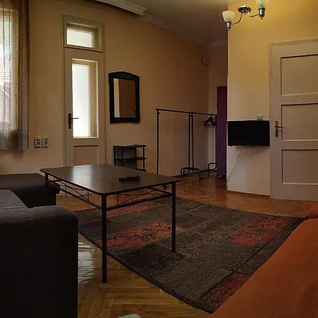 Super Center With Parking Guest house Plovdiv